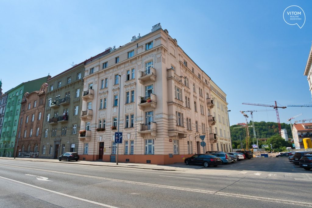 Prodej bytu 3+1 94 m2, Praha – Smíchov