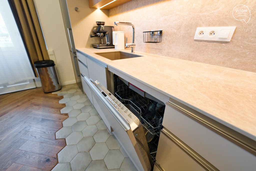 Prodej bytu 3+1 94 m2, Praha – Smíchov