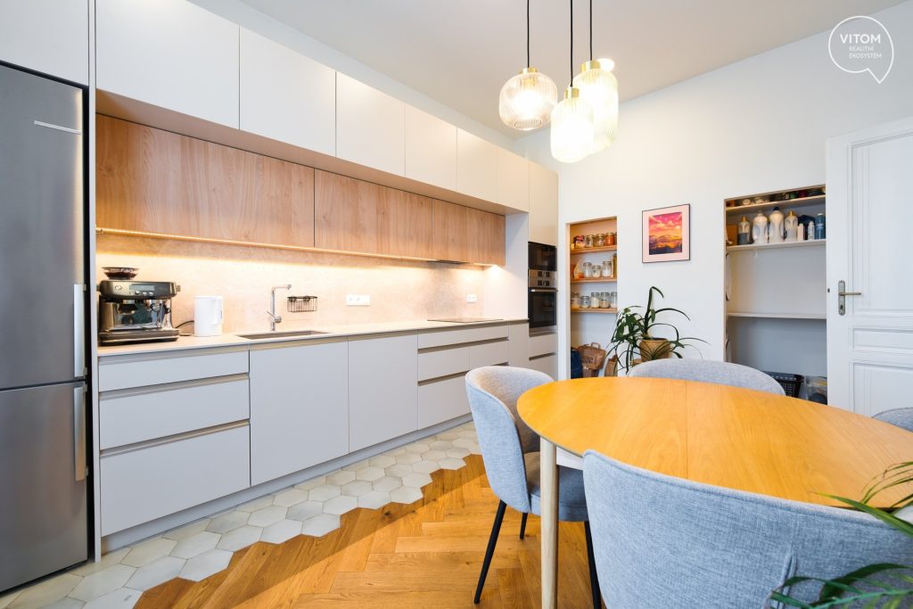 Prodej bytu 3+1 94 m2, Praha – Smíchov