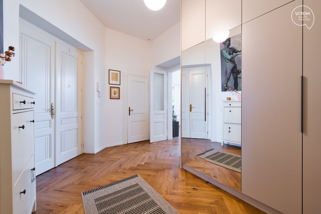 Prodej bytu 3+1 94 m2, Praha – Smíchov