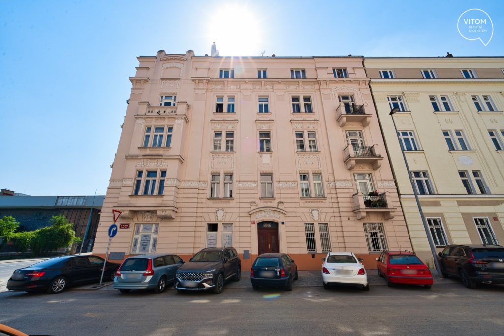 Prodej bytu 3+1 94 m2, Praha – Smíchov
