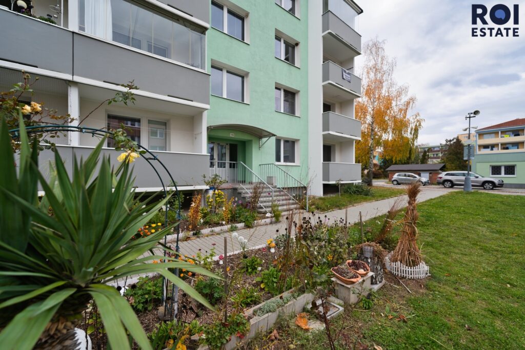 Prodej bytu 3+1 75 m², Mokrá-Horákov