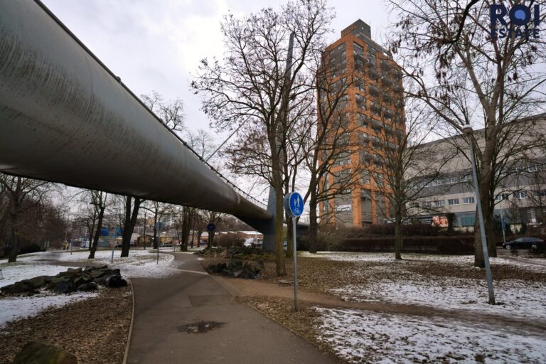 Pronájem bytu 1+kk 33 m², Praha – Vysočany