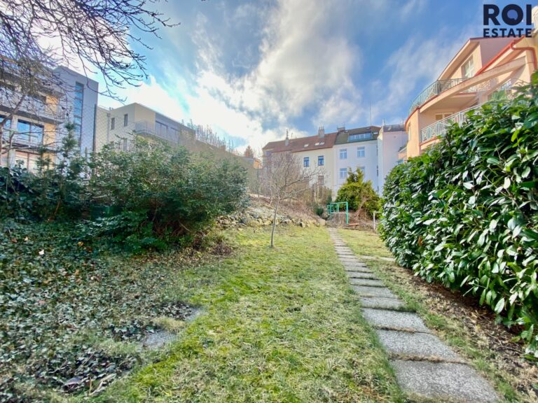 Pronájem, Byt 1+kk,  32m² s terasou – Praha – Břevnov