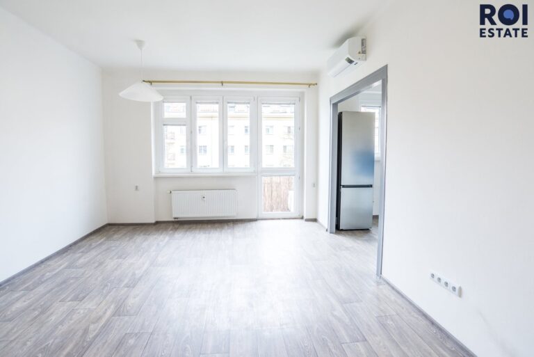 Prostorný a světlý byt 3+1 (78 m²) v srdci Vršovic