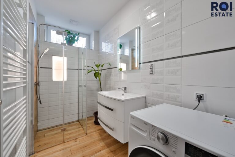 Byt 2+1 (3+kk) 76 m² s dílnou a zahrádkou – Vyškov část Rychtářov
