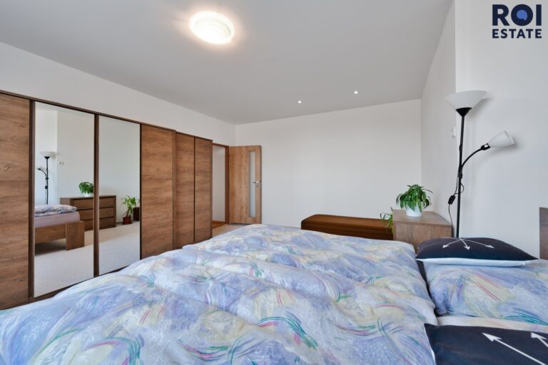 Byt 2+1 (3+kk) 76 m² s dílnou a zahrádkou – Vyškov část Rychtářov