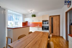 Byt 2+1 (3+kk) 76 m² s dílnou a zahrádkou – Vyškov část Rychtářov