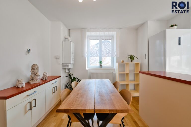 Byt 2+1 (3+kk) 76 m² s dílnou a zahrádkou – Vyškov část Rychtářov