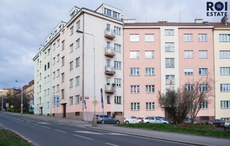Prostorný a světlý byt 3+1 (78 m²) v srdci Vršovic