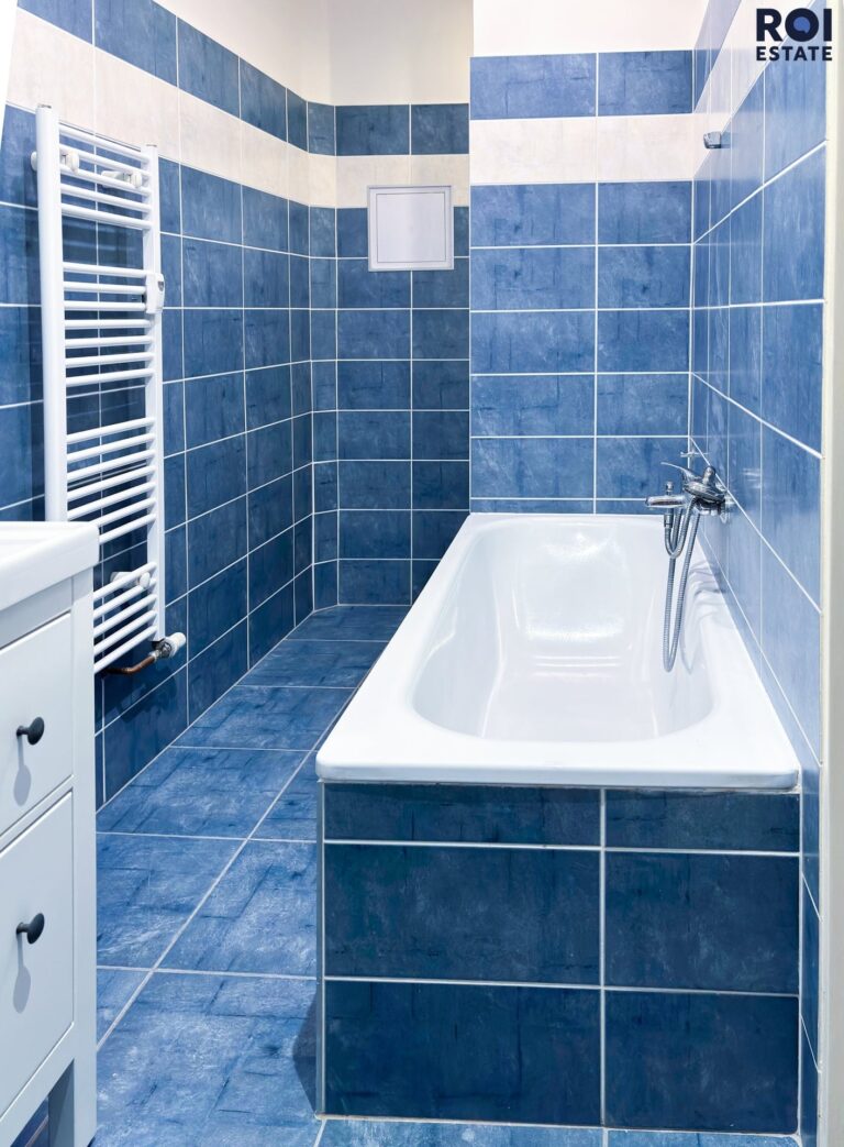Prostorný a světlý byt 3+1 (78 m²) v srdci Vršovic