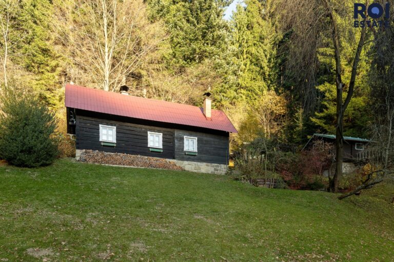 Prodej chalupy  120 m², pozemek 3 300 m², Hutisko-Solanec – Solanec pod Soláněm