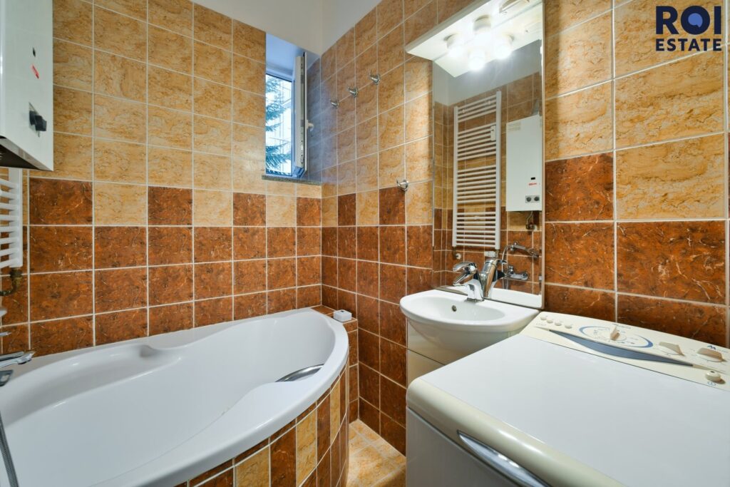 Pronájem prostorného 2+1 s balkonem na Antonínské – klidné bydlení v centru Brna