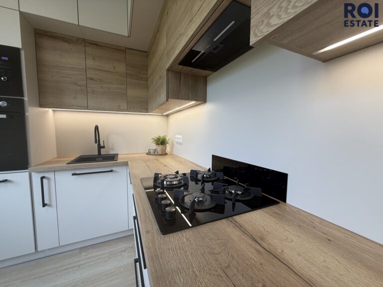 Pronájem bytu 3+1 75 m², Brno