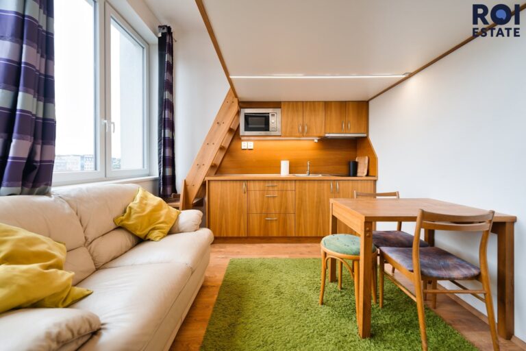 Žijte v klidu: Designový ateliér v Nuslích s full-servisem a garancí!