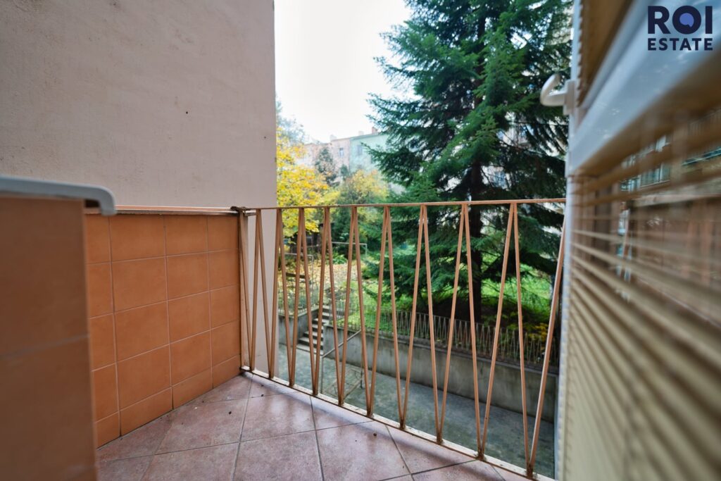 Pronájem prostorného 2+1 s balkonem na Antonínské – klidné bydlení v centru Brna